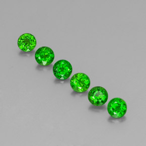 1.33 ct Green Chrome Diopside Gemstone, Chrome Diopside Gem in Round Facet Shape for Sale.