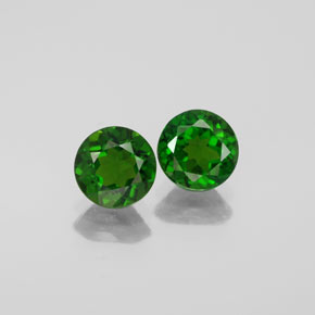 1.89 ct Green Chrome Diopside Gemstone, Chrome Diopside Gem in Round Facet Shape for Sale.