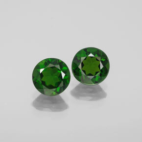 2.03 ct Green Chrome Diopside Gemstone, Chrome Diopside Gem in Round Facet Shape for Sale.