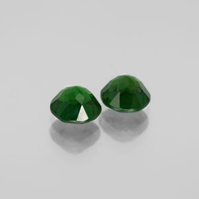 Chrome Diopside Gemstone in 6 mm (calibrated) Size for Sale, Chrome Diopside Stone in Green Color