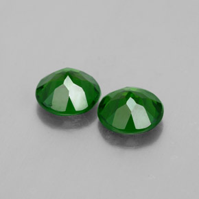 Chrome Diopside Gemstone in 6 mm (calibrated) Size for Sale, Chrome Diopside Stone in Green Color