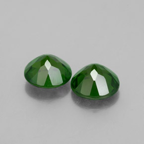 Chrome Diopside Gemstone in 6 mm (calibrated) Size for Sale, Chrome Diopside Stone in Green Color