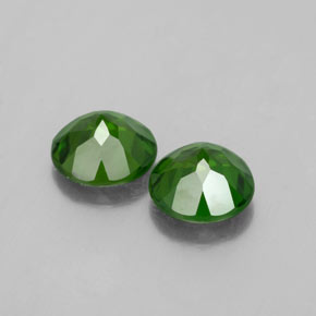 Chrome Diopside Gemstone in 6 mm (calibrated) Size for Sale, Chrome Diopside Stone in Green Color
