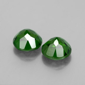 Chrome Diopside Gemstone in 6 mm (calibrated) Size for Sale, Chrome Diopside Stone in Green Color