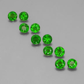 2.63 ct Green Chrome Diopside Gemstone, Chrome Diopside Gem in Round Facet Shape for Sale.