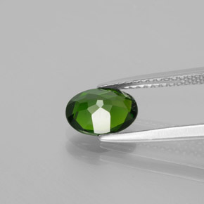 Chrome Diopside Gemstone in 8 x 6 mm (calibrated) Size for Sale, Chrome Diopside Stone in Green Color