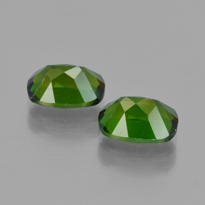 Chrome Diopside Gemstone in 7.1 x 5.1 mm Size for Sale, Chrome Diopside Stone in Green Color