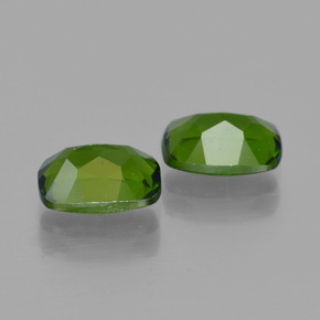 Chrome Diopside Gemstone in 7 x 5.1 mm Size for Sale, Chrome Diopside Stone in Green Color