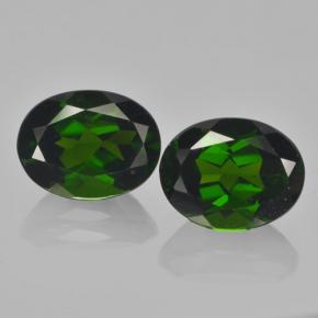 4.51 ct Green Chrome Diopside Gemstone, Chrome Diopside Gem in Oval Facet Shape for Sale.