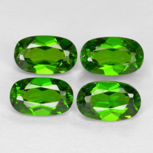 Bright Green Chrome Diopside Gem - 0.3ct Oval Facet (ID: 469166)