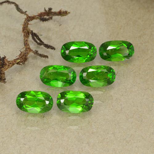 Medium-Dark Green Хром Диопсид Камень - 0.3ct Фасетный Овал (ID: 493741)