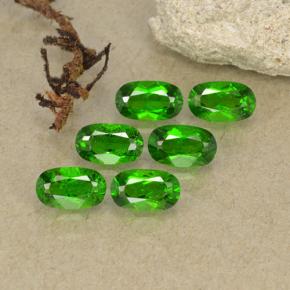 Verde foresta Cromo diopside Gem - 0.3ct Ovale sfaccettato (ID: 493760)