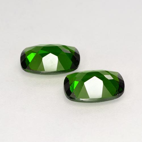 Chrome Diopside Gemstones in 8 x 6 mm (calibrated) Size for Sale, Chrome Diopside Stones in Forest Green Color