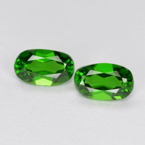 Bright Forest Green Хром Диопсид Камень - 0.2ct Фасетный Овал (ID: 557429)