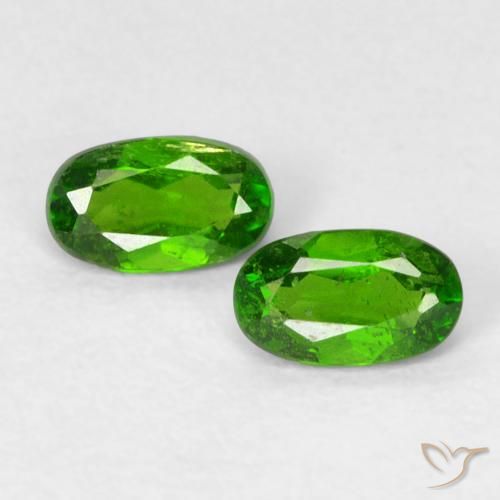 0.49 ct Oval Cut Chrome Diopside, 5 x 3 mm From Russia, Photo A