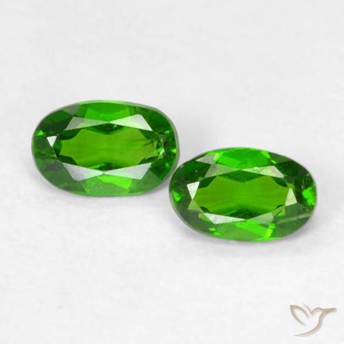 0.46 ct Oval Cut Chrome Diopside, 4.7 x 3.1 mm From Russia, Photo A