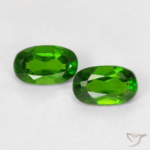 0.47 ct Oval Cut Chrome Diopside, 4.9 x 3 mm From Russia, Photo A