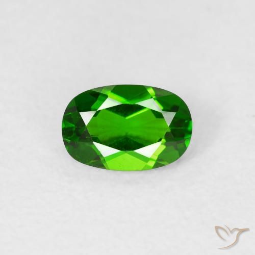 0.52ct Natural Bright Forest Green Chrome Diopside, Oval, VS