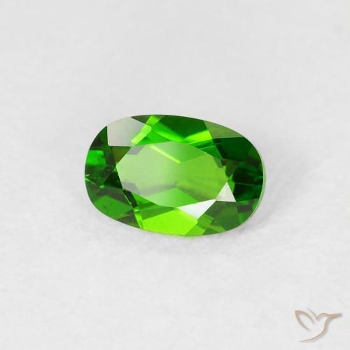 0.52 ct Green Chrome Diopside Stone, Natural Chrome Diopside in Oval Facet Shape for Sale