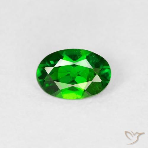 0.45 ct Green Chrome Diopside Gemstone, Chrome Diopside Gem in Oval Facet Shape for Sale.