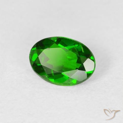 0.65 ct Green Chrome Diopside Stone, Natural Chrome Diopside in Oval Facet Shape for Sale