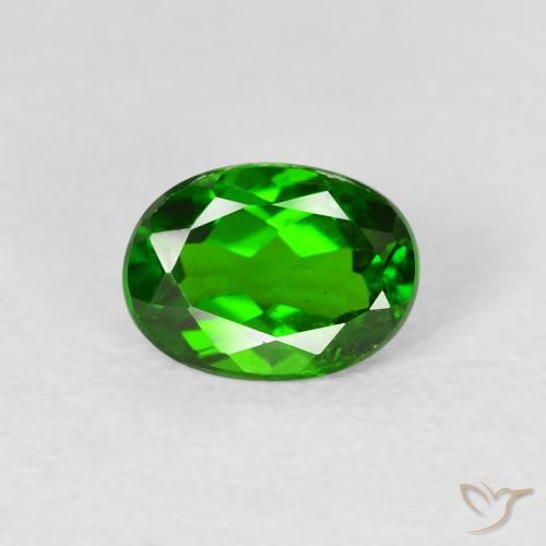 0.86ct Natural Bright Forest Green Chrome Diopside, Oval, VS