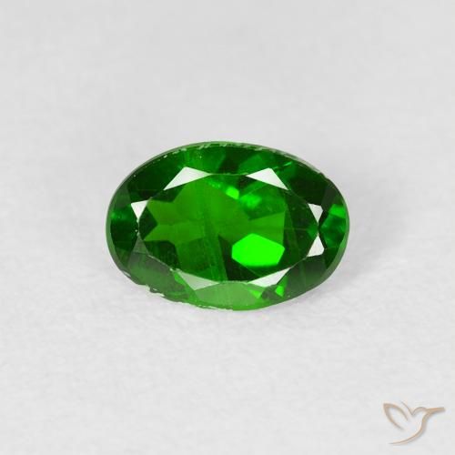 0.74ct Natural Bright Forest Green Chrome Diopside, Oval, VS