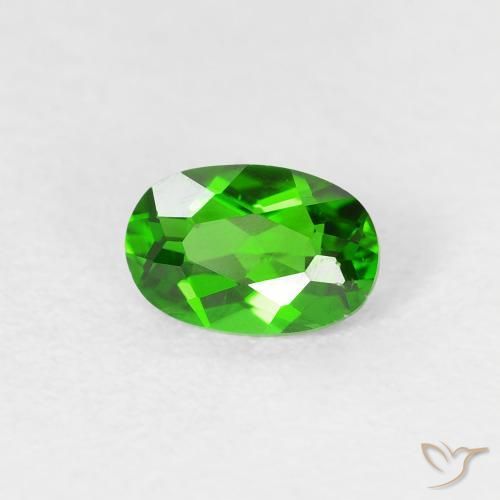 0.52 ct Green Chrome Diopside Stone, Natural Chrome Diopside in Oval Facet Shape for Sale