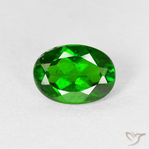 0.90ct Natural Bright Forest Green Chrome Diopside, Oval, VS