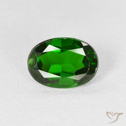 0.96ct Natural Bright Forest Green Chrome Diopside, Oval, VS