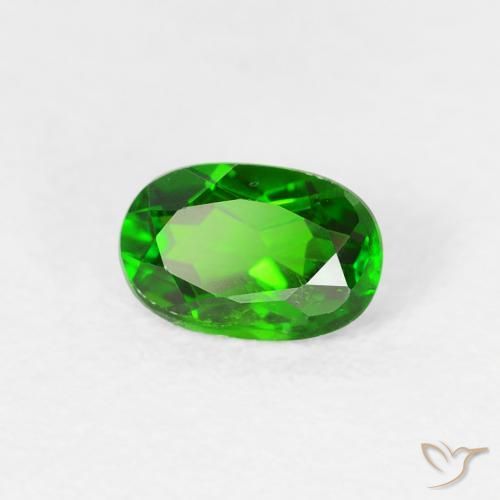 0.56 ct Green Chrome Diopside Stone, Natural Chrome Diopside in Oval Facet Shape for Sale