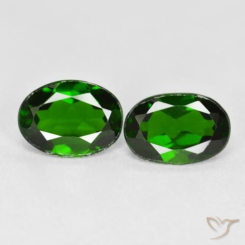 1.70ctw Natural Forest Green Chrome Diopside, Oval, VS
