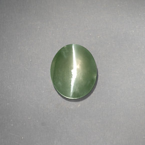1.03 ct Green Chrysoberyl Cat's Eye Stone, Natural Chrysoberyl Cat's Eye in Oval Cabochon Shape for Sale