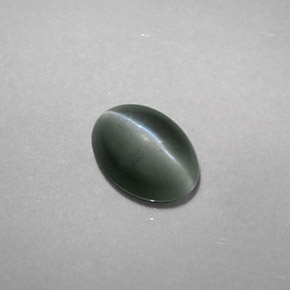 0.75 ct Green Chrysoberyl Cat's Eye Gemstone, Chrysoberyl Cat's Eye Gem in Oval Cabochon Shape for Sale.