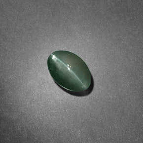 0.85 ct Green Chrysoberyl Cat's Eye Gemstone, Chrysoberyl Cat's Eye Gem in Oval Cabochon Shape for Sale.