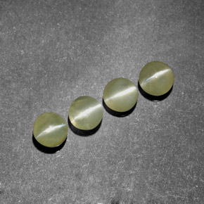 1.74 ct Green Chrysoberyl Cat's Eye Gemstone, Chrysoberyl Cat's Eye Gem in Round Cabochon Shape for Sale.