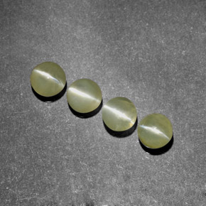 1.74 ct Green Chrysoberyl Cat's Eye Stone, Natural Chrysoberyl Cat's Eye in Round Cabochon Shape for Sale