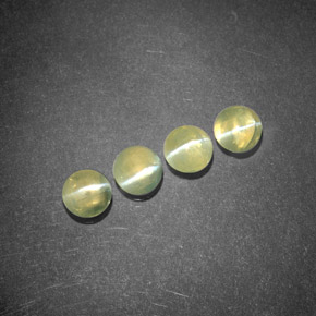 1.44 ct Green Chrysoberyl Cat's Eye Gemstone, Chrysoberyl Cat's Eye Gem in Round Cabochon Shape for Sale.