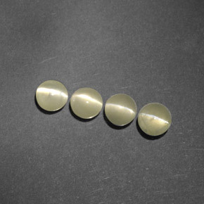 2.05 ct Green Chrysoberyl Cat's Eye Stone, Natural Chrysoberyl Cat's Eye in Round Cabochon Shape for Sale