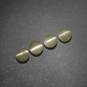 Chrysoberyl Cat's Eye Gemstones in 4 mm (calibrated) Size for Sale, Chrysoberyl Cat's Eye Stones in Golden Green Color