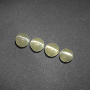 1.80 ct Green Chrysoberyl Cat's Eye Stone, Natural Chrysoberyl Cat's Eye in Round Cabochon Shape for Sale
