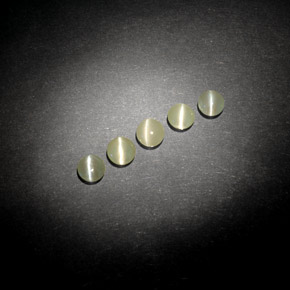 1.25 ct Green Chrysoberyl Cat's Eye Gemstone, Chrysoberyl Cat's Eye Gem in Round Cabochon Shape for Sale.