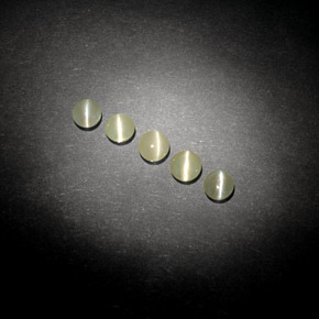 1.25 ct Green Chrysoberyl Cat's Eye Stone, Natural Chrysoberyl Cat's Eye in Round Cabochon Shape for Sale