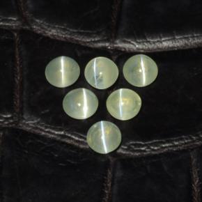 Chrysoberyl Cat's Eye Gemstones in 3.9 mm Size for Sale, Chrysoberyl Cat's Eye Stones in Yellowish Green Color