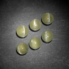 Chrysoberyl Cat's Eye Gemstone in 4 mm (calibrated) Size for Sale, Chrysoberyl Cat's Eye Stone in Yellowish Green Color