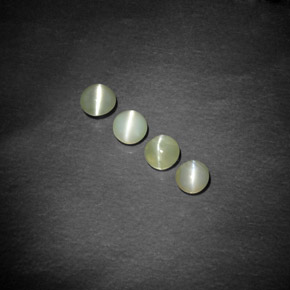 1.92 ct Green Chrysoberyl Cat's Eye Stone, Natural Chrysoberyl Cat's Eye in Round Cabochon Shape for Sale