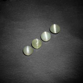 Chrysoberyl Cat's Eye Gemstone in 4.2 mm Size for Sale, Chrysoberyl Cat's Eye Stone in Yellowish Green Color