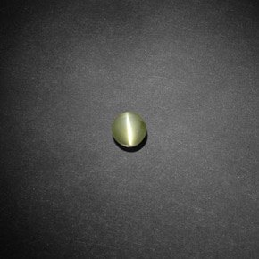 0.66 ct Green Chrysoberyl Cat's Eye Stone, Natural Chrysoberyl Cat's Eye in Round Cabochon Shape for Sale