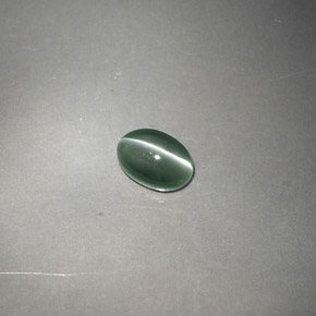 0.68 ct Green Chrysoberyl Cat's Eye Gemstone, Chrysoberyl Cat's Eye Gem in Oval Cabochon Shape for Sale.