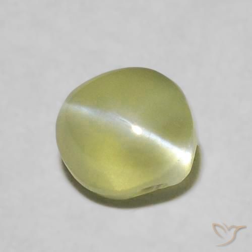 0.54 ct Green Chrysoberyl Cat's Eye Stone, Natural Chrysoberyl Cat's Eye in Oval Cabochon Shape for Sale